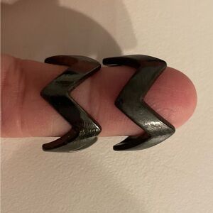 2 Black Unisex Stacking Chevron Rings - Size 7 NIB